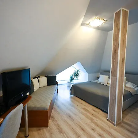 Pri Parku Vendégház Trenčín